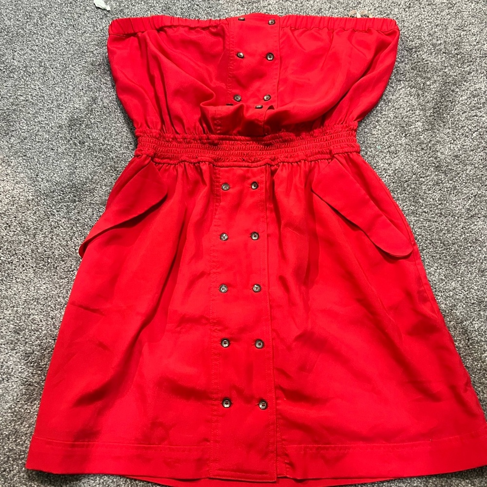 Vibrant Red Strapless Dress with Button Accents